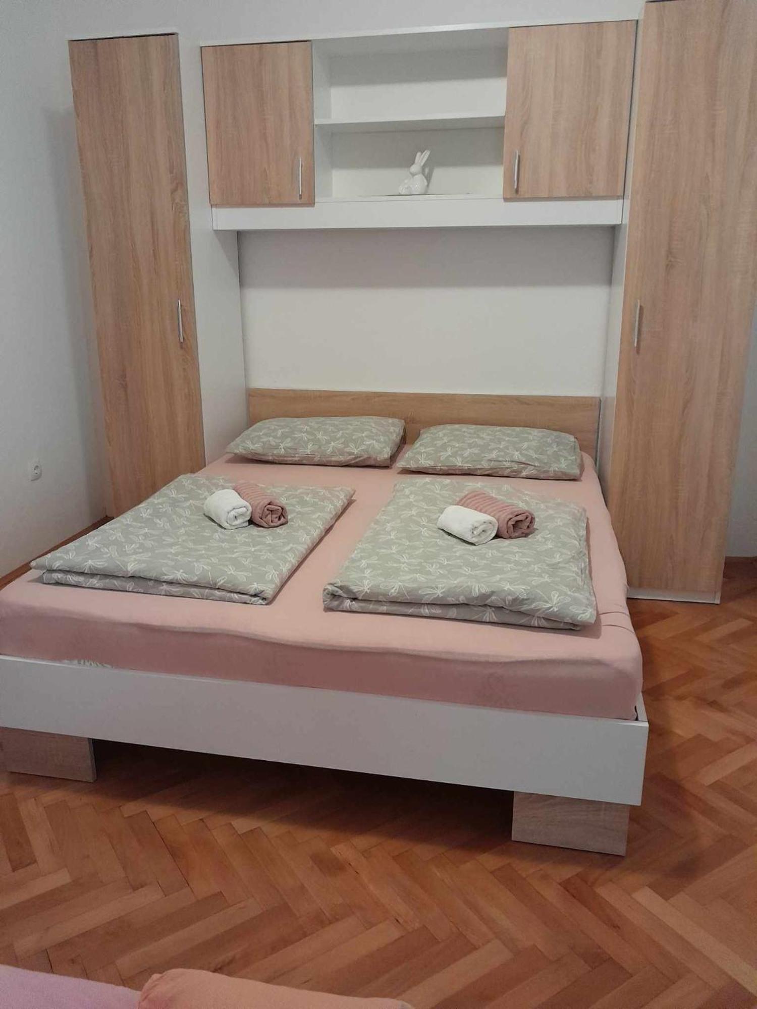 Appartement Larus Starigrad Paklenica