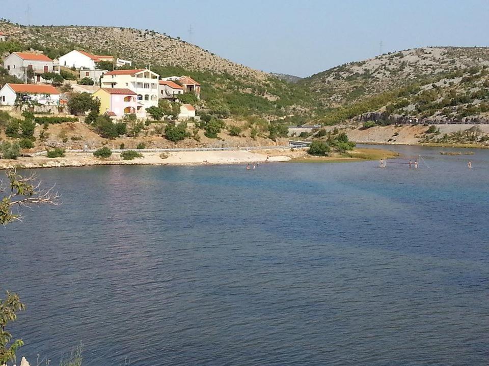 Appartamento Larus Starigrad Paklenica